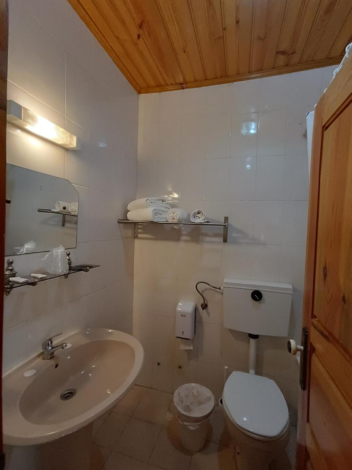 Sao Miguel Do Geres Hotel Room photo